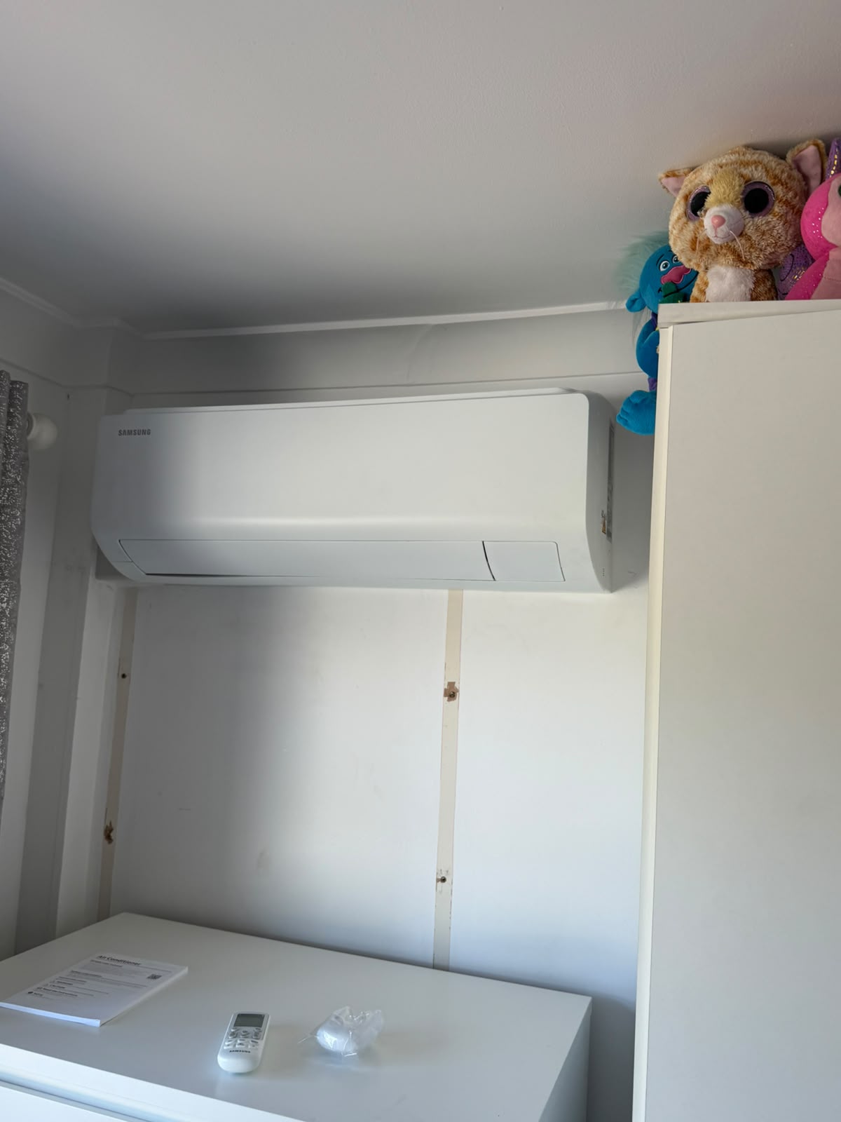Compact indoor climate control unit in domestic studio office